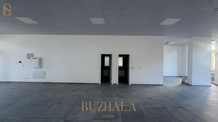 Lokal 184m² me qera