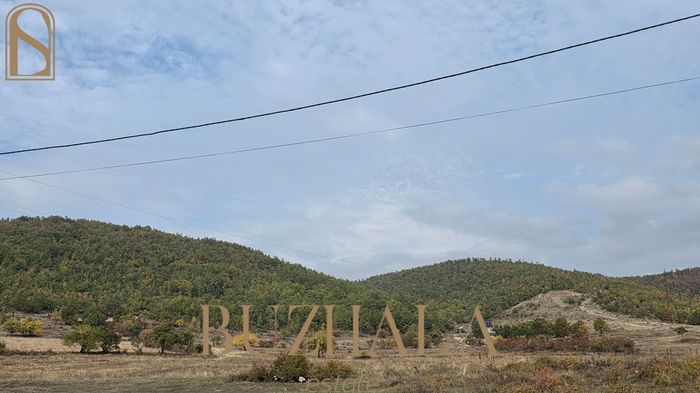 Ofrohet për shitje trualli në Bërnicë të Epërme