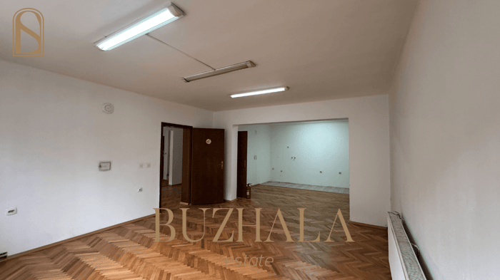 Hapësirë me qira Pejton 430m²