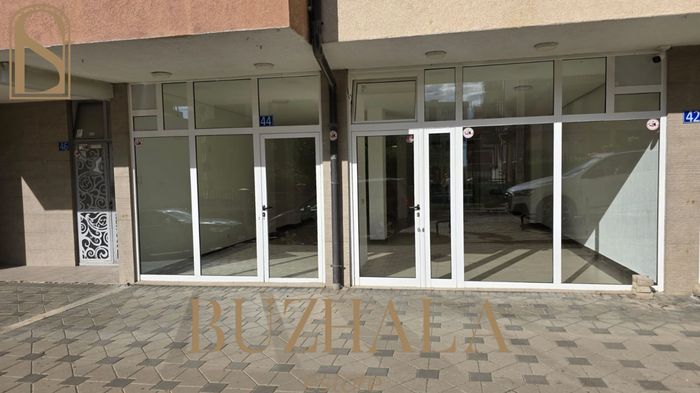 Lokal 100m² + 20m²